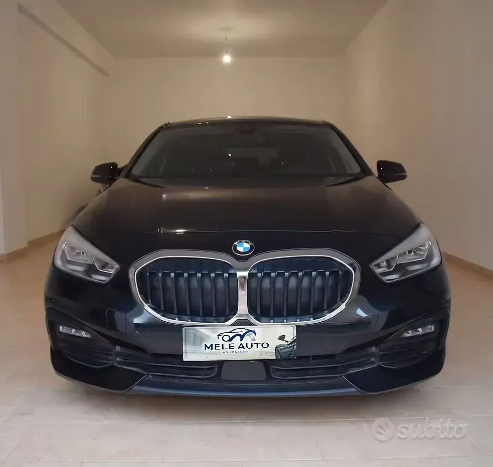 Usata BMW 116 Advantage 150 CV (110 kW) 2020 Nero Utilitaria
