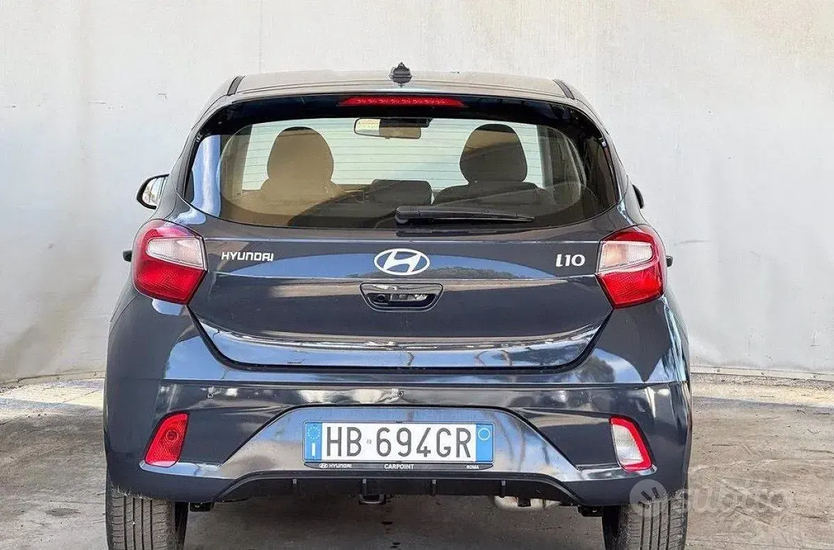 Nuova Hyundai i10 61 CV (44 kW) 2025 Grigio Utilitaria