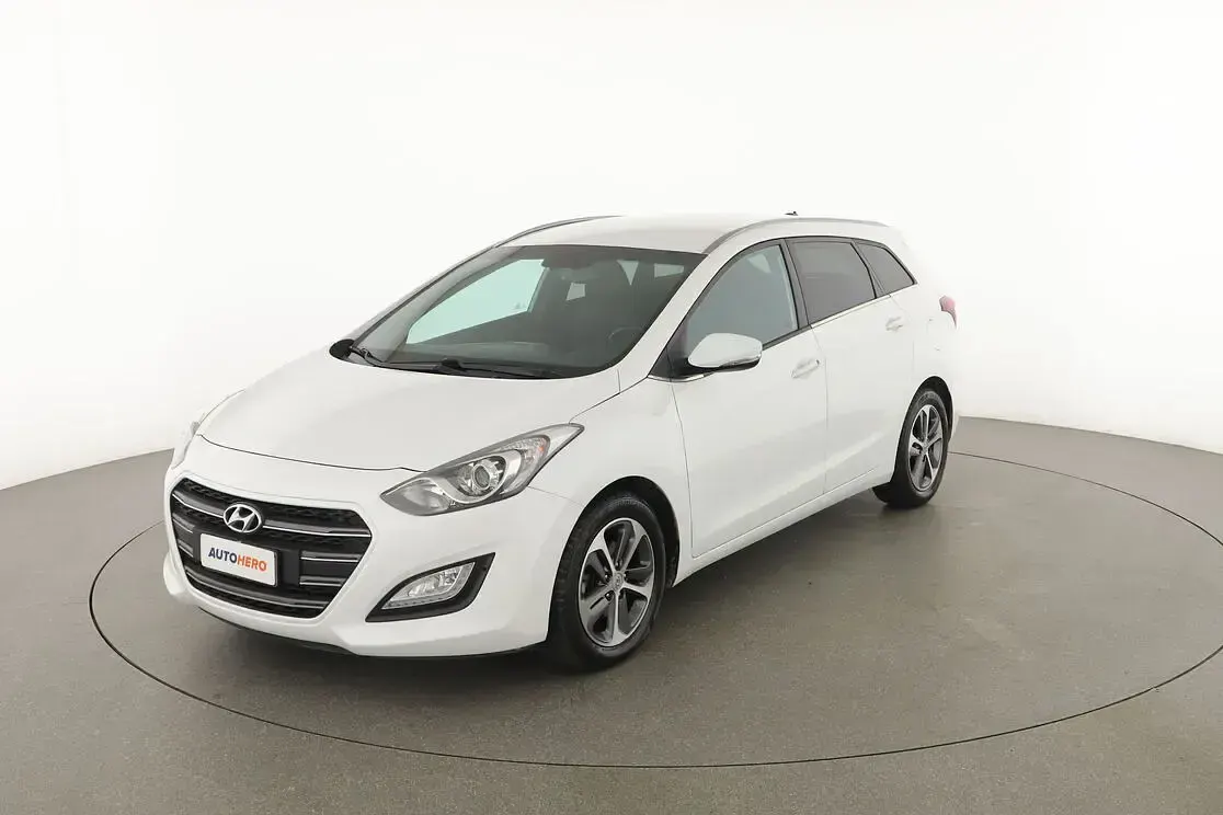 Begagnad Hyundai i30 GO! 110 HK (80 kW) 2016