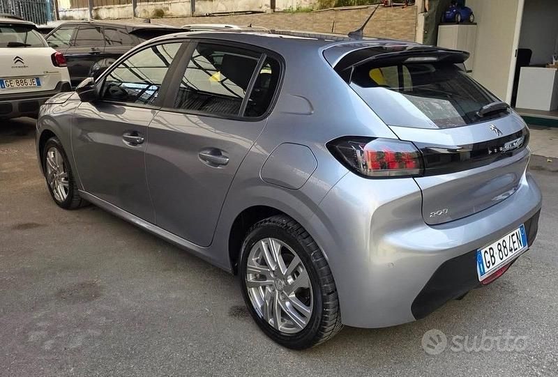 Usata Peugeot 208 101 CV (74 kW) 2020 Grigio Utilitaria