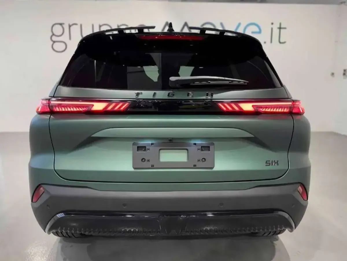 Usata Tiger Six 167 CV (122 kW) 2025 Verde SUV