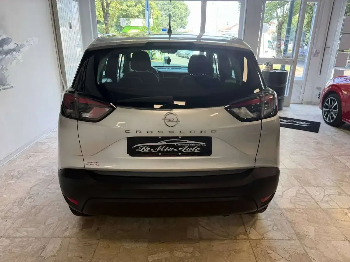 Usata Opel Crossland 110 CV (80 kW) 2022 Argento SUV