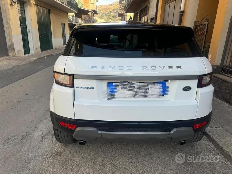 Usata Land Rover Range Rover evoque 150 CV (110 kW) 2017 Bianco SUV