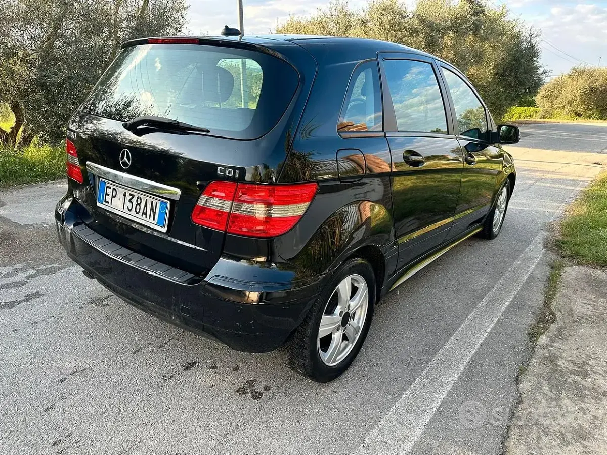 Brugt Mercedes B180 109 HK (80 kW) 2012 MPV