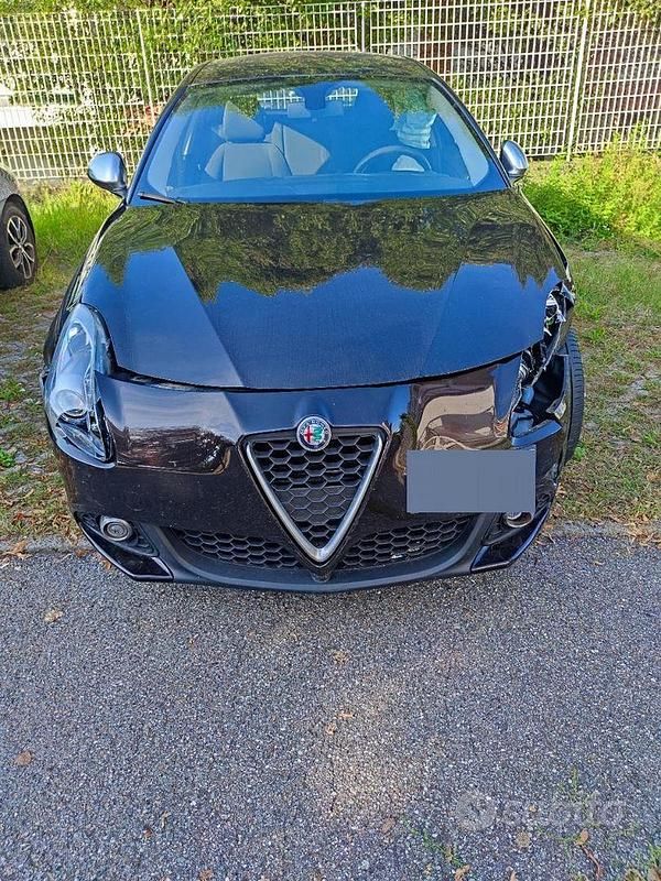Usata Alfa Romeo Giulietta 120 CV (88 kW) 2017 Nero Utilitaria