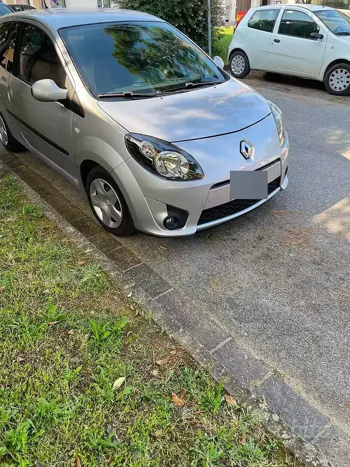 Usata Renault Twingo Dynamique 58 CV (42 kW) 2009 Grigio Utilitaria