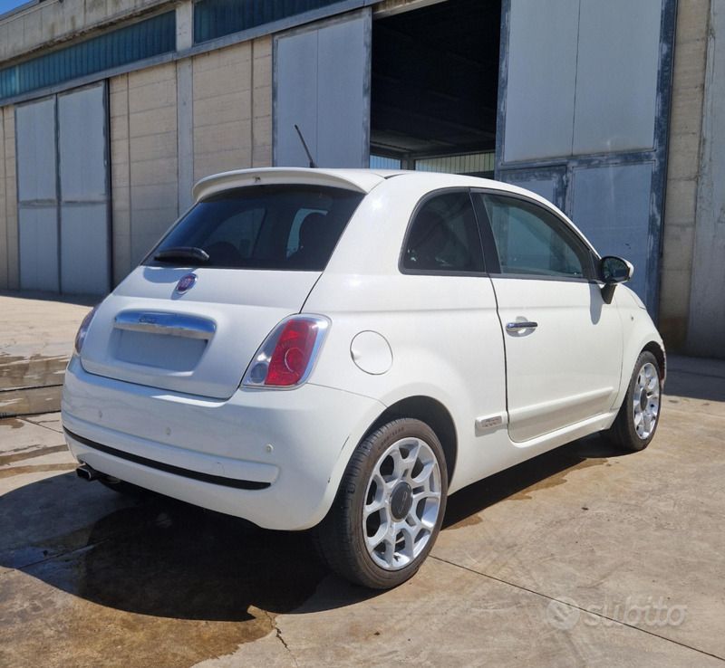 Usata Fiat 500 69 CV (50 kW) 2009 Bianco Utilitaria