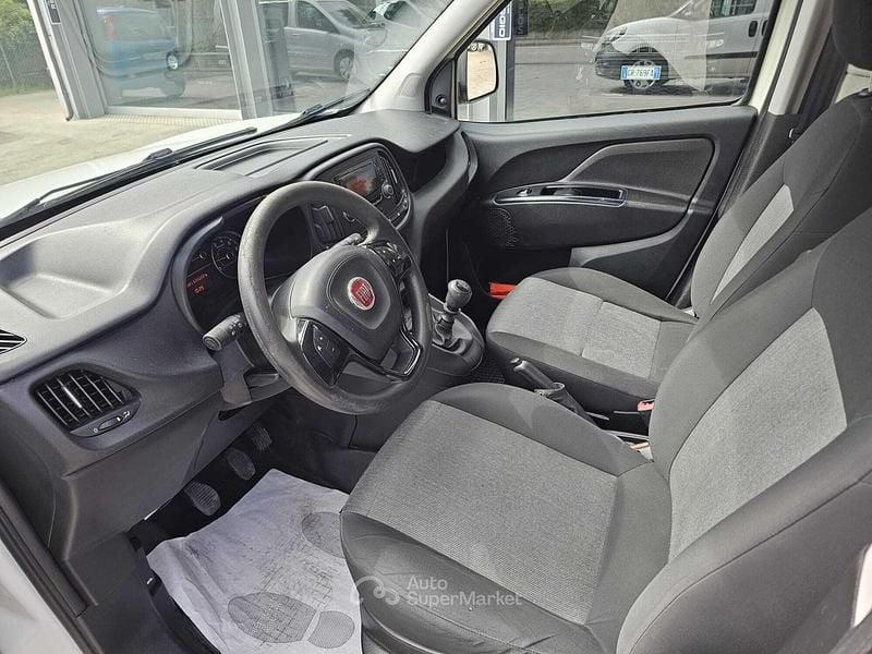 Usata Fiat Doblò 120 CV (88 kW) 2019 Bianco Monovolume