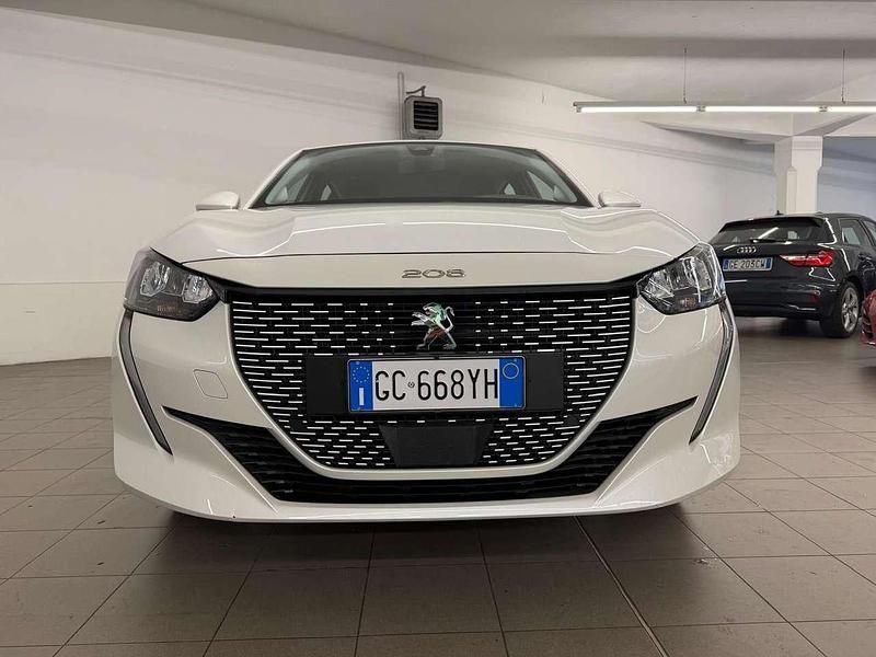 Usata Peugeot e-208 Active 100 kW (136 CV) 2020 Bianco Utilitaria
