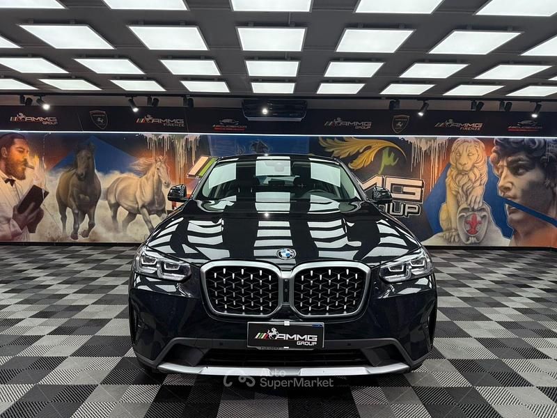 Usata BMW X4 Efficient Dynamics 190 CV (139 kW) 2022 Blu SUV