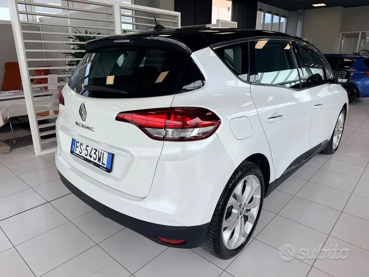 Usata Renault Scénic IV 110 CV (80 kW) 2019 Bianco Monovolume