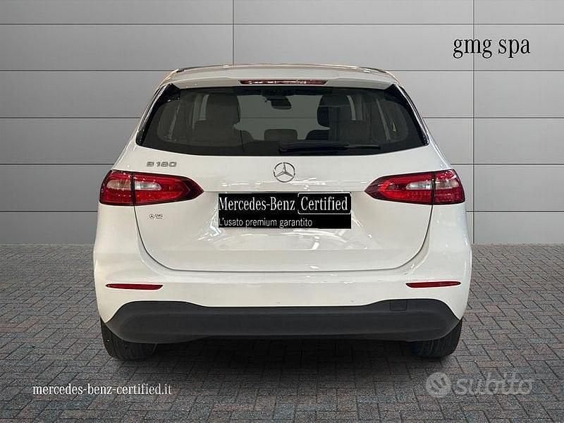 Usata Mercedes B180 Executive 136 CV (100 kW) 2021 Bianco Monovolume