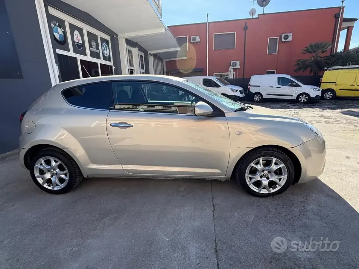 Usata Alfa Romeo MiTo Progression 95 CV (69 kW) 2012 Marrone Utilitaria
