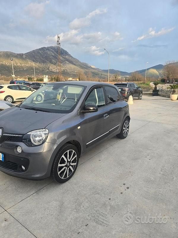 Usata Renault Twingo SE 71 CV (52 kW) 2016 Grigio Utilitaria
