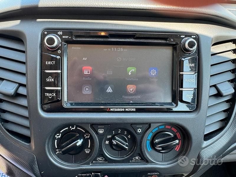 Usata Mitsubishi L200 154 CV (113 kW) 2019 Bianco Pick-up