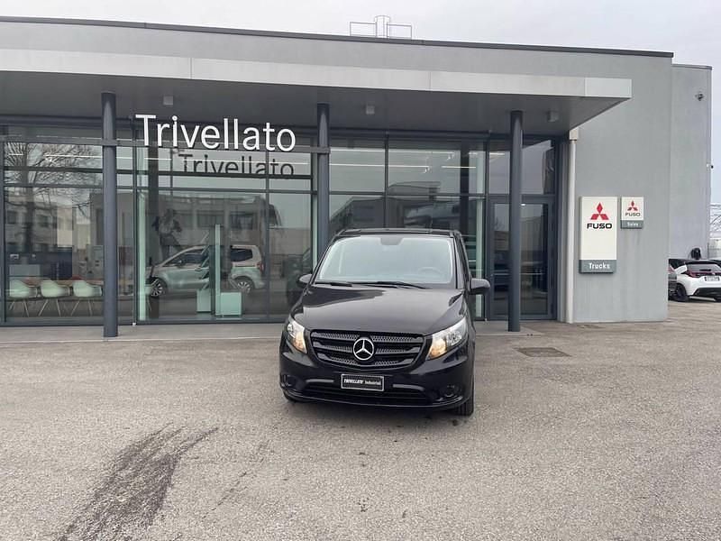 Usata Mercedes Vito 136 CV (100 kW) 2020 Nero Furgone