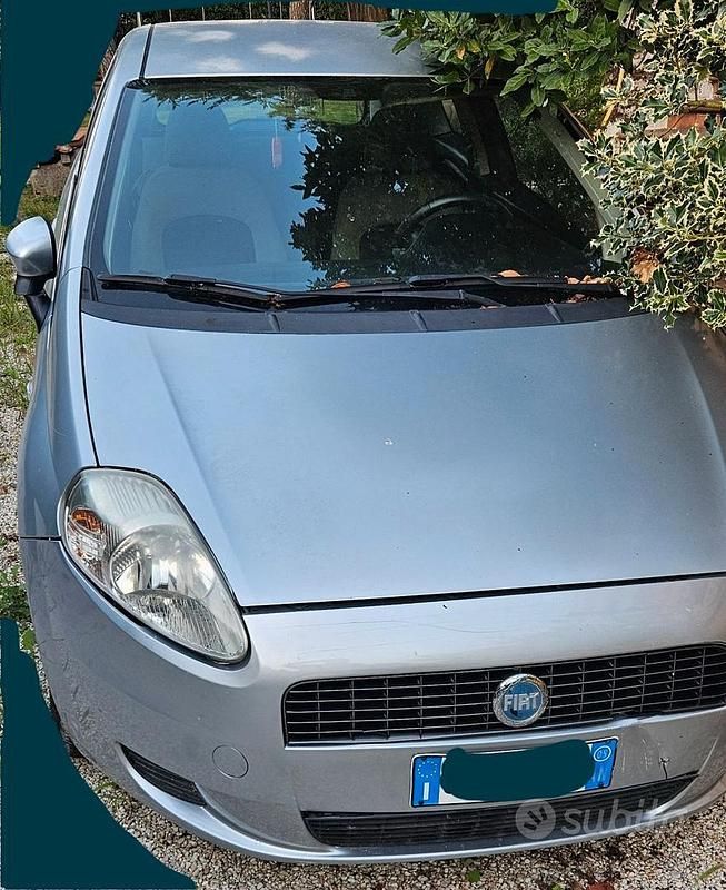 Usata Fiat Punto 80 CV (58 kW) 2005 Grigio Utilitaria