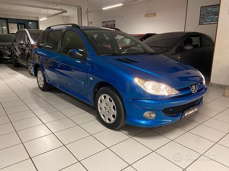 Usata Peugeot 206 67 CV (49 kW) 2005 Blu Station wagon