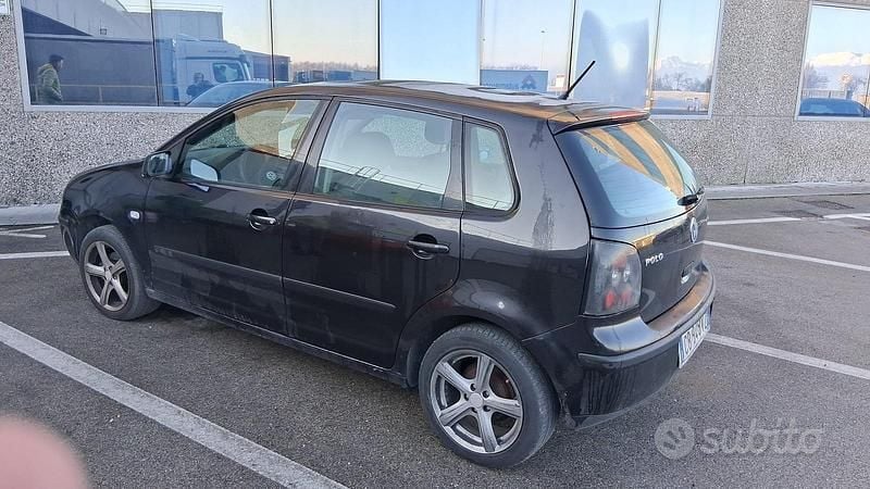 Usata VW Polo Comfortline 64 CV (47 kW) 2001 Berlina