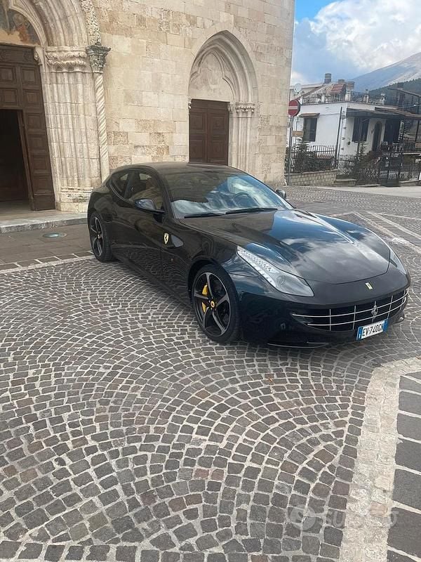 Usata Ferrari FF 659 CV (484 kW) 2013 Nero Station wagon
