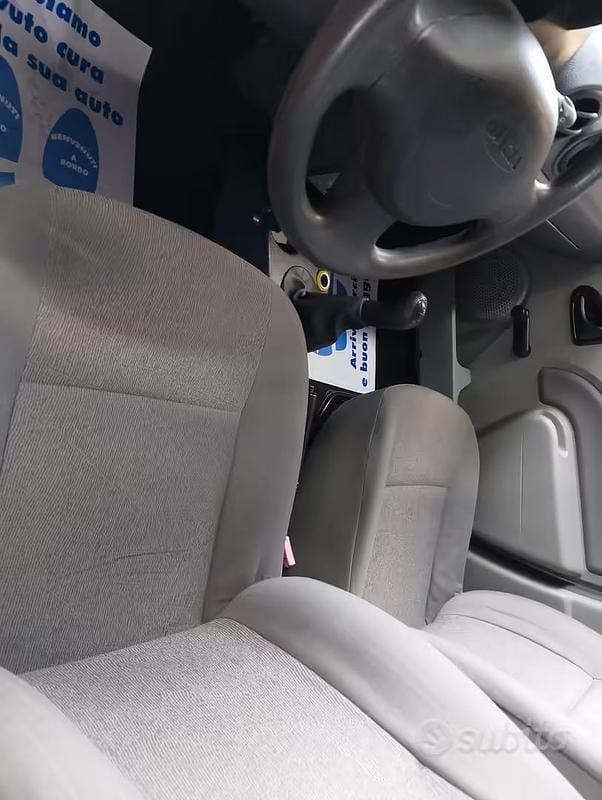 Usata Dacia Logan 2008 Grigio Station wagon