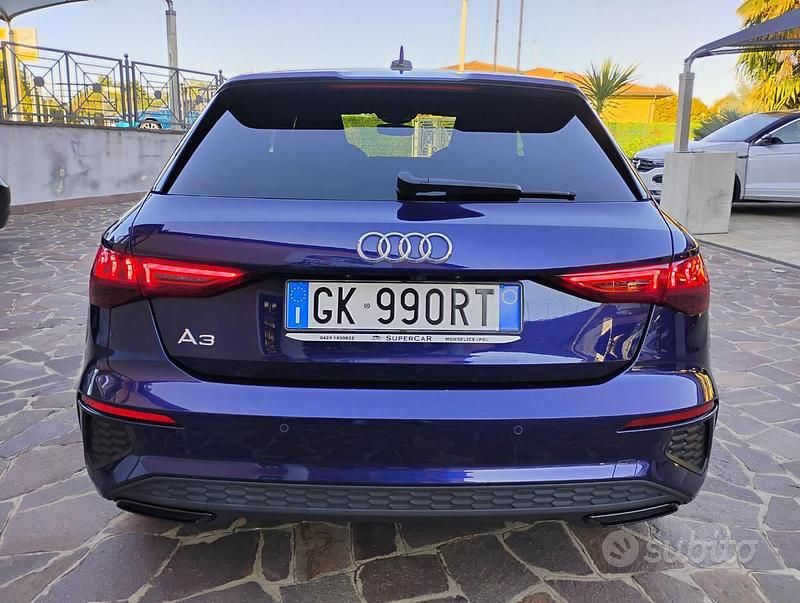 Usata Audi A3 Ambiente 150 CV (110 kW) 2022 Blu Berlina