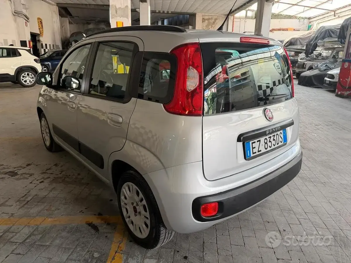 Usata Fiat Panda Lounge 85 CV (62 kW) 2015 Grigio Utilitaria