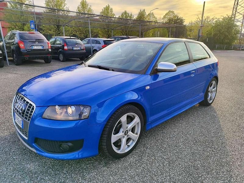 Usata Audi S3 Ambiente 265 CV (194 kW) 2008 Blu/azzurro Utilitaria