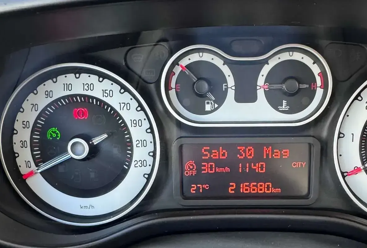 Usata Fiat 500L Pop 84 CV (61 kW) 2014 Beige Monovolume