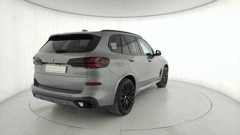 Usata BMW X5 M Sport 352 CV (258 kW) 2024 Grigio SUV