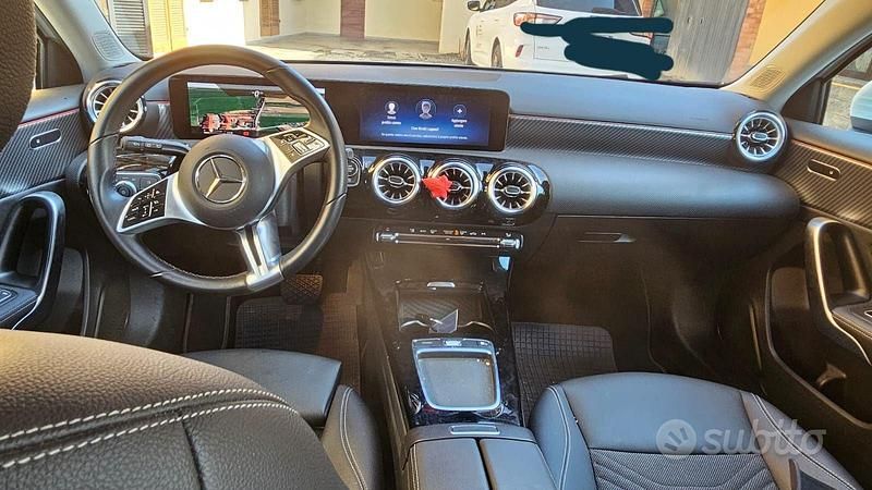 Usata Mercedes A180 136 CV (100 kW) 2024 Bianco Utilitaria