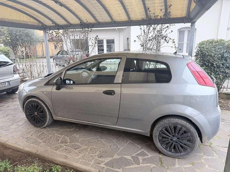 Usata Fiat Grande Punto 68 CV (50 kW) 2013 Utilitaria