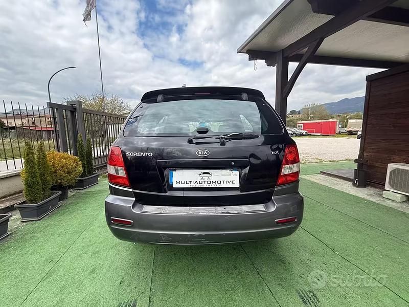 Usata Kia Sorento 140 CV (102 kW) 2002 Nero SUV