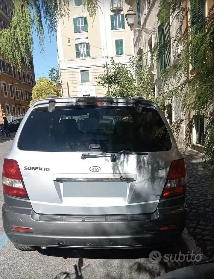 Usata Kia Sorento 140 CV (102 kW) 2007 Grigio SUV