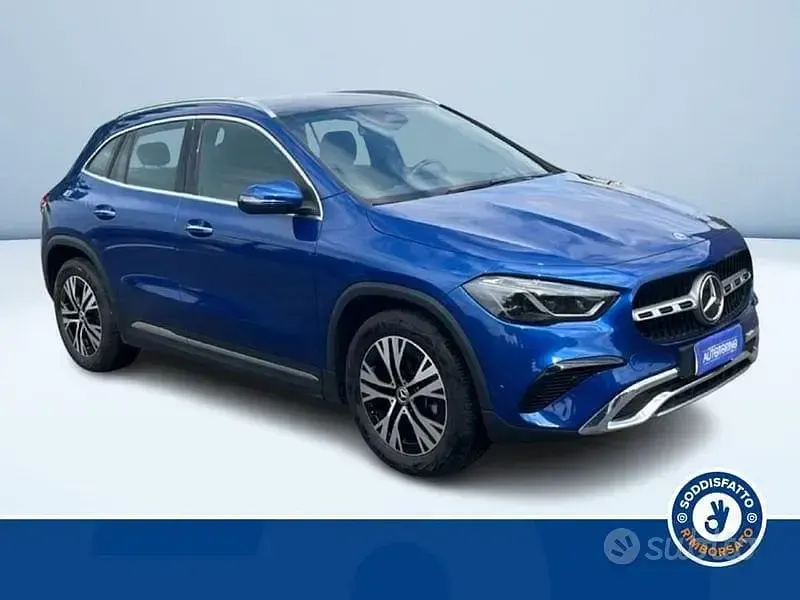 Usata Mercedes GLA200 Advanced 150 CV (110 kW) 2025 Blu SUV