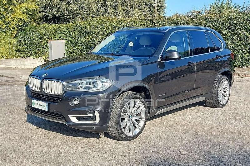 Nero Usata 2015 BMW X5 Luxury Line SUV | 20.900 € (Buon prezzo) - Immagine 1/4