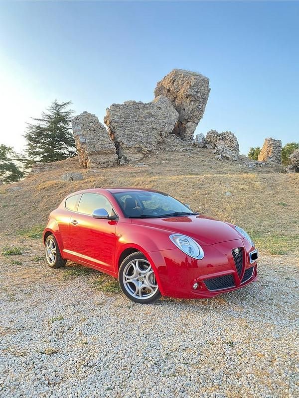 Usata Alfa Romeo MiTo 155 CV (114 kW) 2009 Rosso Utilitaria