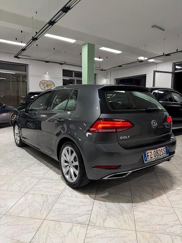 Usata VW Golf VII 150 CV (110 kW) 2019 Gray Berlina
