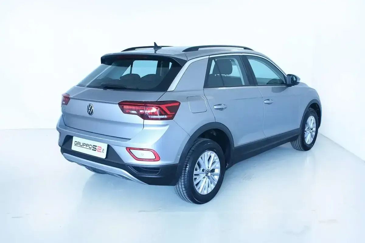 Usata VW T-Roc IQ Drive 110 CV (80 kW) 2022 Argento SUV