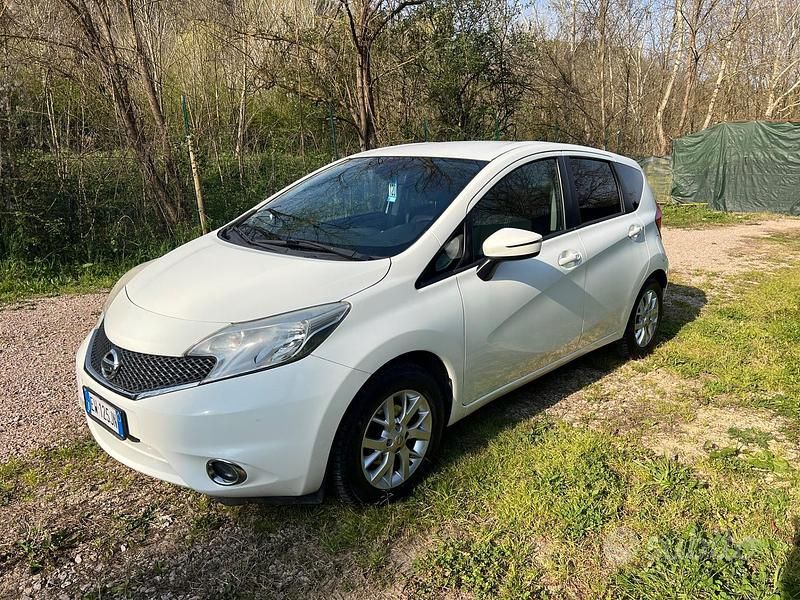 Usata Nissan Note Visia 90 CV (66 kW) 2014 Bianco Utilitaria
