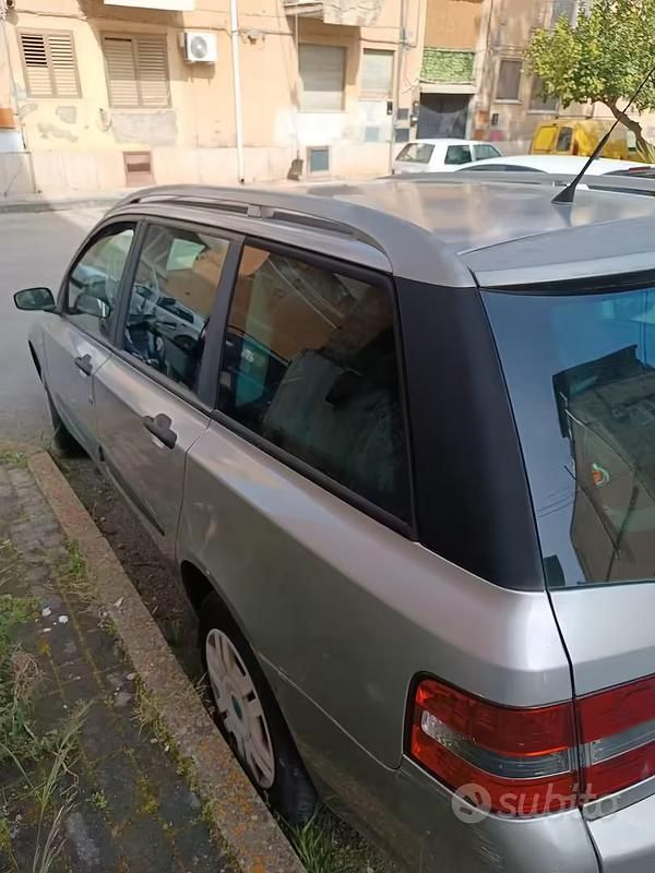 Usata Fiat Stilo 101 CV (74 kW) 2002 Grigio Station wagon