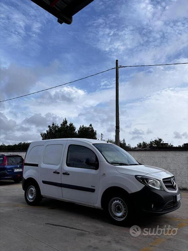 Usata Mercedes Citan 109 90 CV (66 kW) 2017 Bianco Monovolume