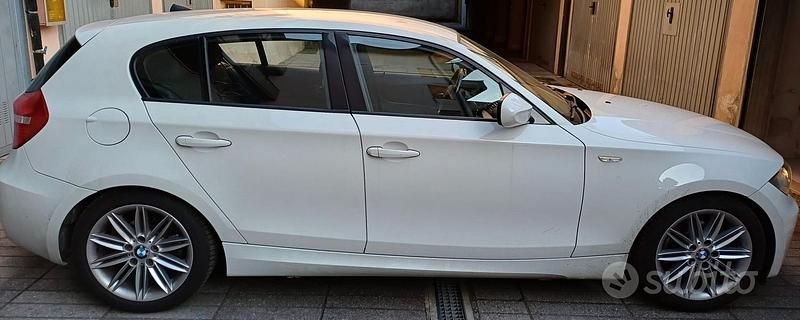 Usata BMW 116 Comfort Edition 116 CV (85 kW) 2010 Bianco Utilitaria