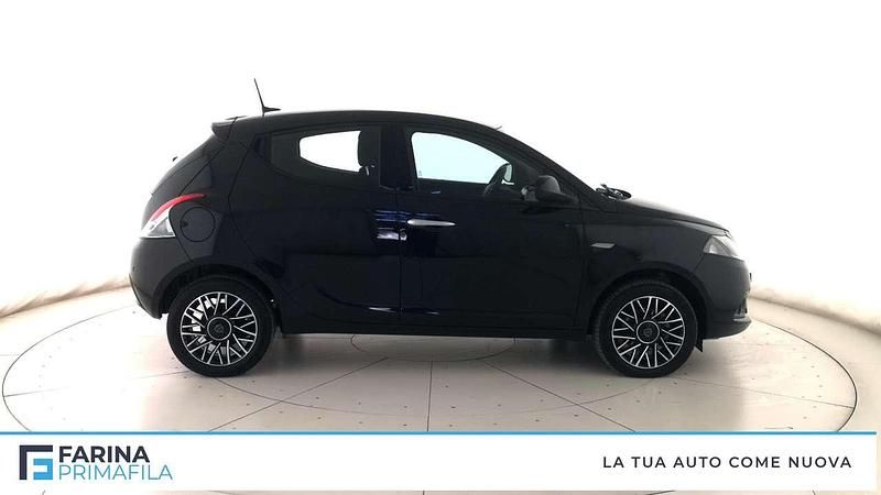 Usata Lancia Ypsilon S 69 CV (50 kW) 2024 Nero Utilitaria