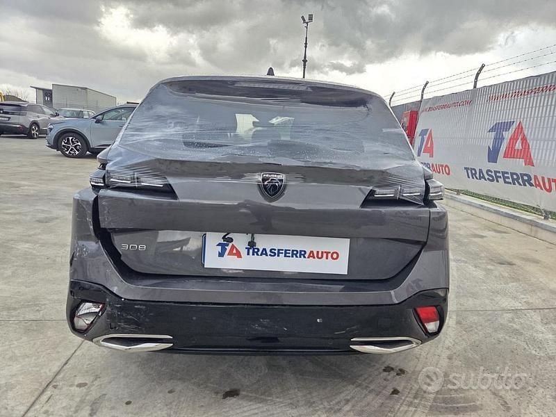 Occasion Peugeot 308 Allure 131 ch (96 kW) 2022 Gris Break