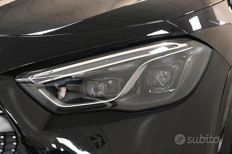 Usata Mercedes GLA200 150 CV (110 kW) 2025 Nero SUV