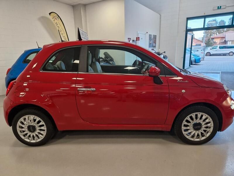 Usata Fiat 500 Dolcevita 69 CV (50 kW) 2022 Rosso Berlina