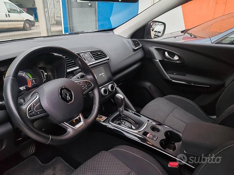 Usata Renault Kadjar Business 116 CV (85 kW) 2021 Grigio SUV