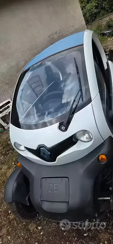 Usata Renault Twizy 12 kW (17 CV) 2013 Bianco Utilitaria