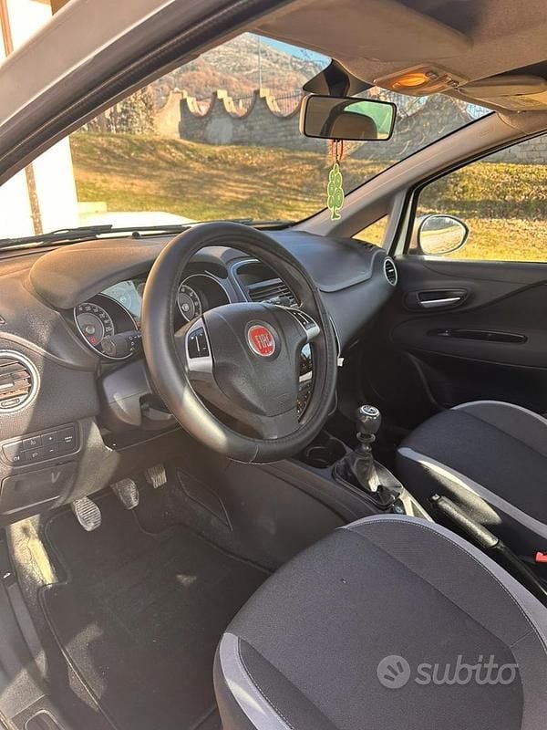 Usata Fiat Grande Punto 2013 Grigio Utilitaria